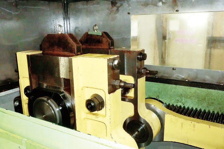 三益　温間圧延で64チタン加工