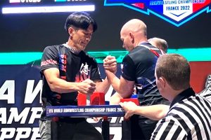 アームレスリング選手権　アロイ・細野氏、世界大会出場