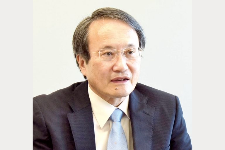 財務・経営戦略を聞く 　ＪＦＥＨＤ副社長　寺畑雅史氏　諸物価高、下期に転嫁推進　エンジ・商社、安定収益で貢献