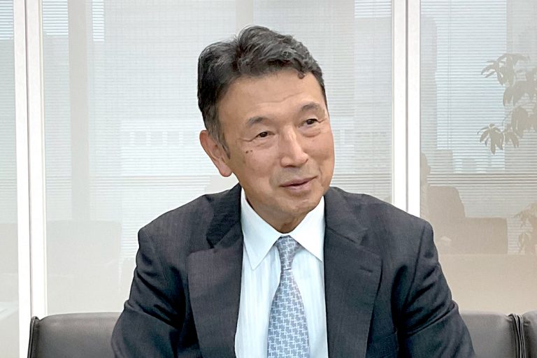 商社のグローバル展開　海外戦略／伊藤忠丸紅鉄鋼　塔下辰彦社長／存在感向上へ数量追う／英国拠点、欧建材市場の足掛かりに