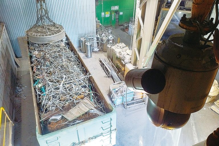 千代田鋼鉄工業が開始　鉄スクラップ　夜間荷受けでＡＩ検収