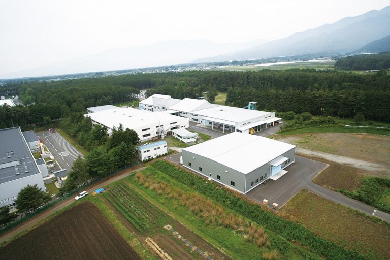 Ｆ＆ＣＨＤ　東信鋼鉄を完全子会社化　全国拠点網でシナジー