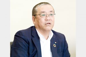 財務・経営戦略を聞く　神戸製鋼所取締役　勝川四志彦氏　アルミ・建機、価格是正急ぐ　タイ線材拠点の戦略加速