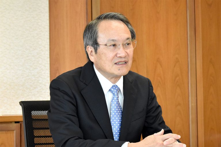 財務・経営戦略を聞く／ＪＦＥＨＤ副社長／寺畑雅史氏／ＣＮ投資へ高収益追求／ソリューション事業　取り組み加速