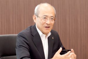 東京貿易HDの経営戦略を聞く／坪内秀介社長／４部門に再編　強み磨く／事業開発型商社グループへ