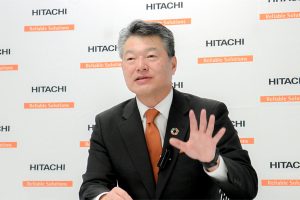 需要家トップに聞く／日立建機　先崎正文社長／南米マイニング事業拡大／電動化対応、世界のトップ走る