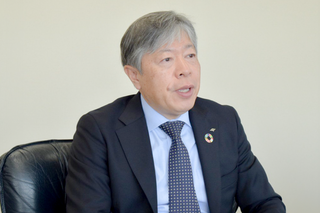 営業戦略を聞く／神戸製鋼所　宮崎庄司副社長／鉄鋼アルミ事業部門長／開発製品拡販し構成改善／北米・東南ア中心に事業強化
