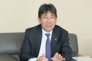 商社の経営戦略　１０年先を見据えて／阪和興業　中川洋一社長／重点領域で新供給網創出／構造変化、鋼材流通の再編リード