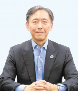 日本鉄リサイクル工業会会長に聞く／木谷謙介氏（シマブンコーポレーション社長）／ＣＮへ鉄スクラップの役割増す／不適正ヤード包囲網敷く／世界のリサイクル団体との連携加速／ＣＯ2削減ガイド本・動画、広報委が制作