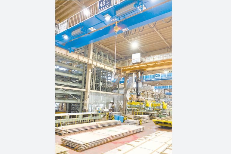 リンタツ　天井クレーン3基更新