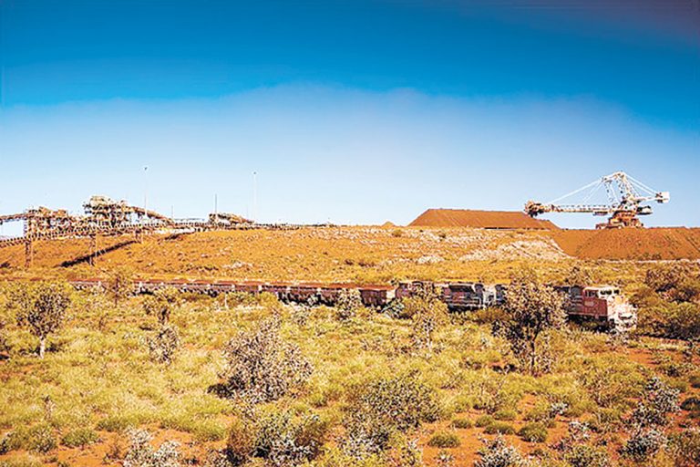 ＢＨＰの鉄鉱床権益取得　伊藤忠8％、三井物産7％