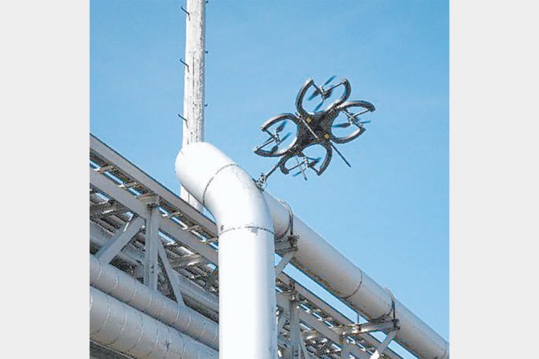 非破壊検査用ドローン　日鉄物産、加社製品を販売　国内の高所設備点検向け