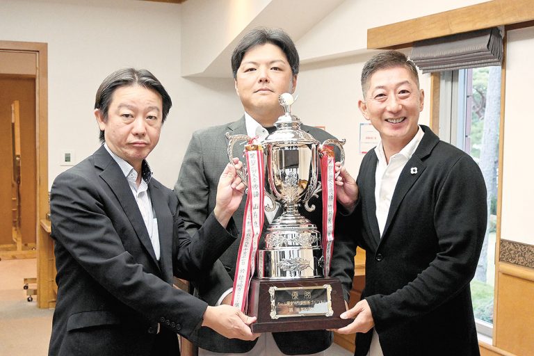 オール関東特殊鋼親善ゴルフに32人