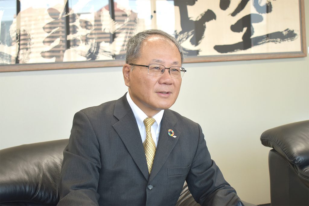 財務・経営戦略を聞く／神戸製鋼所取締役　執行役員／木本　和彦氏／素材系の収益改善に注力／中国アルミ板合弁、来期に利益貢献