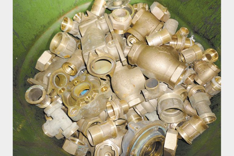 青銅合金業界、原料高重し 錫高騰・輸出業者高値買い