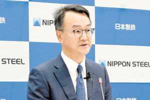 今井正・日本製鉄社長兼ＣＯＯ／一問一答／海外投資規模、国内上回る／脱炭素推進　電炉に重点
