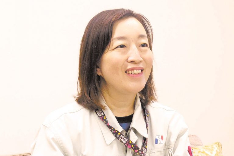 鉄鋼業界で働く／女性現業職編　インタビュー／後進のために記録残す