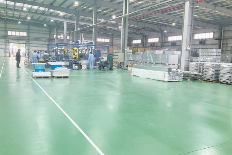 アルインコ、中国工場でアルミ製足場板 能力増強　2ライン化、ロボ溶接も