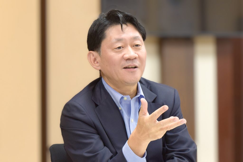 新社長に聞く／三井金属　池信　省爾氏／やり方変えて結果を追求／銅箔、Ｍ＆Ａ含め増強判断