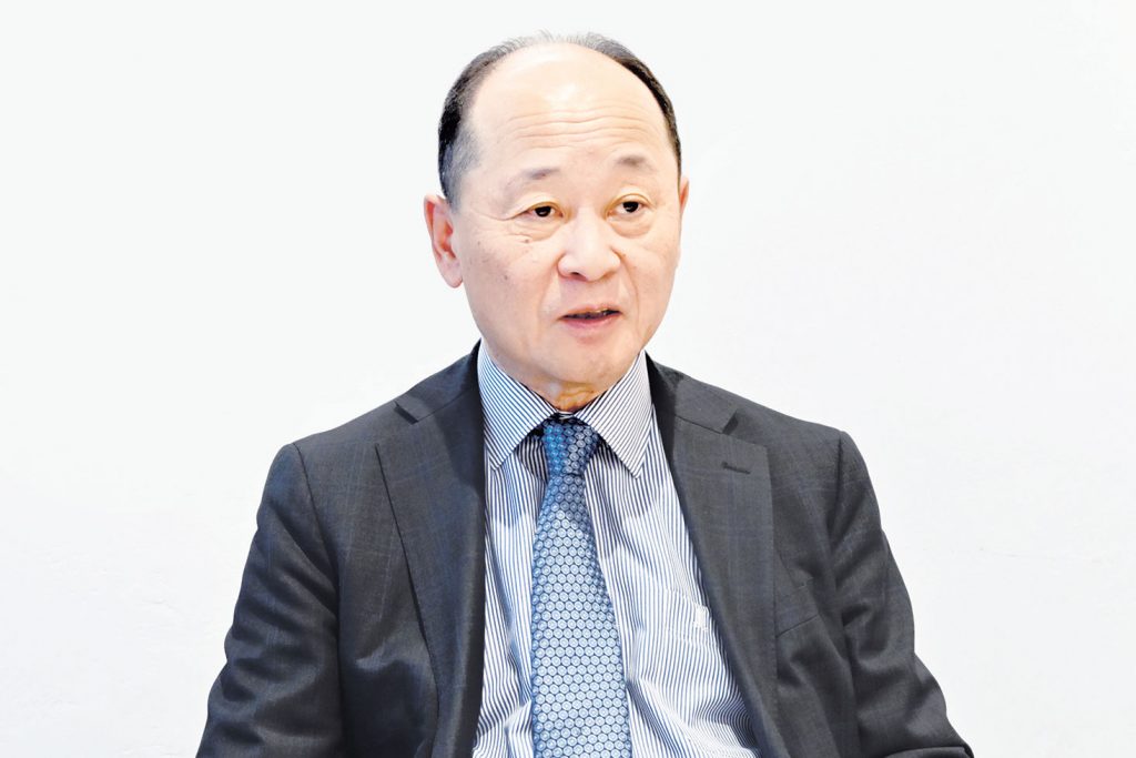 財務・経営戦略を聞く／日本製鉄上席常務執行役員兼CFO／岩井尚彦氏／グループ一体で営業強化／ＵＳＳ、変革続け利益大幅改善へ