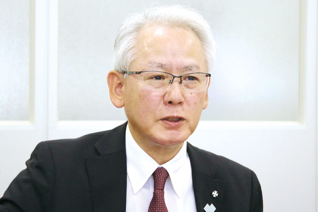 人財戦略を聞く／電炉編／共英製鋼／常務執行役員／橋本　公宣氏／部門間交流で総合力強化／ＡＩ活用、技能を「仕組み」に