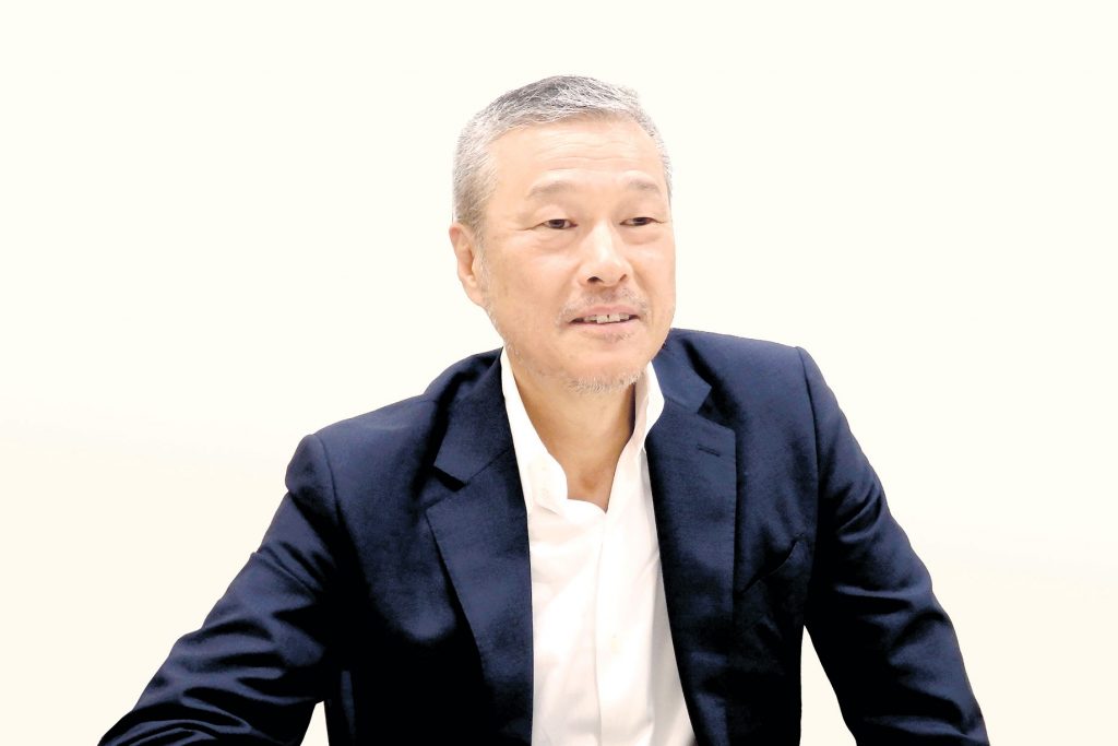 業界団体トップに聞く／建設産業専門団体連合会／岩田正吾会長／正栄工業社長・全国　鉄筋工事業協会会長／業界一丸で魅力高める／処遇改善が改革の出発点