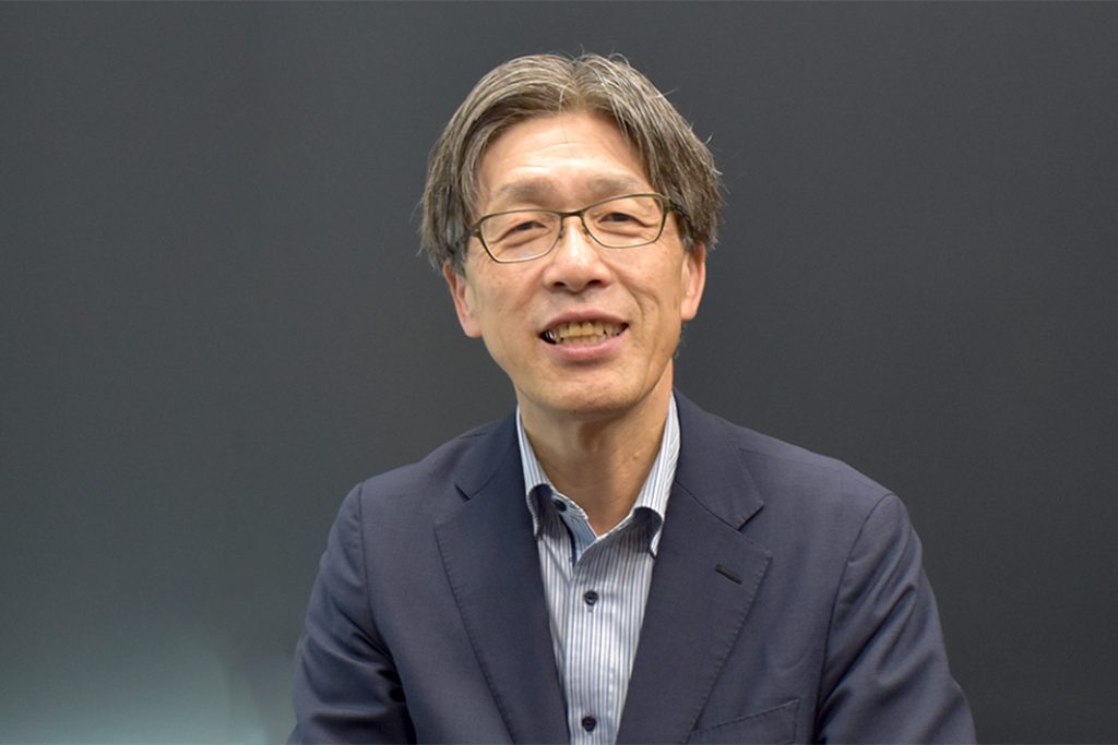 UACJマーケティング・技術本部の戦略／取締役常務執行役員　慈道文治氏／放熱性生かす新用途模索／AI活用、製造現場のDX推進