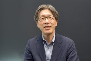 UACJマーケティング・技術本部の戦略／取締役常務執行役員　慈道文治氏／放熱性生かす新用途模索／AI活用、製造現場のDX推進